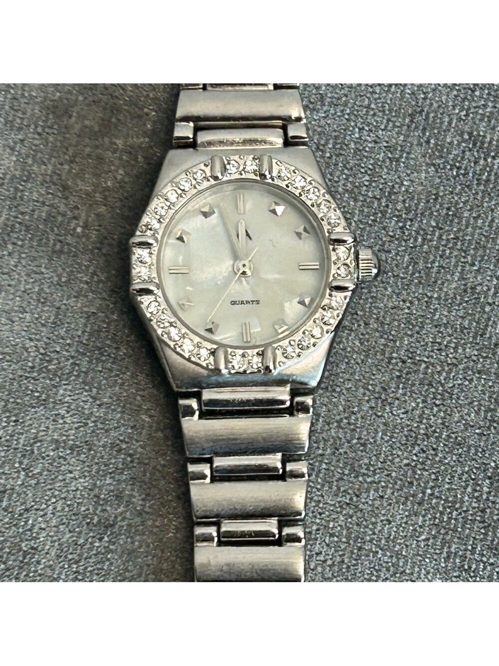 QUARTZ silver-tone stainless steel crystal rhinestone round face watch